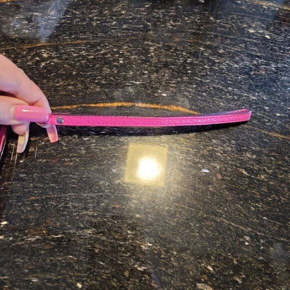 Kate Spade Pink Erin Logan Court Leather Wallet With Wrist Strap - GUC - Picture 5 of 16